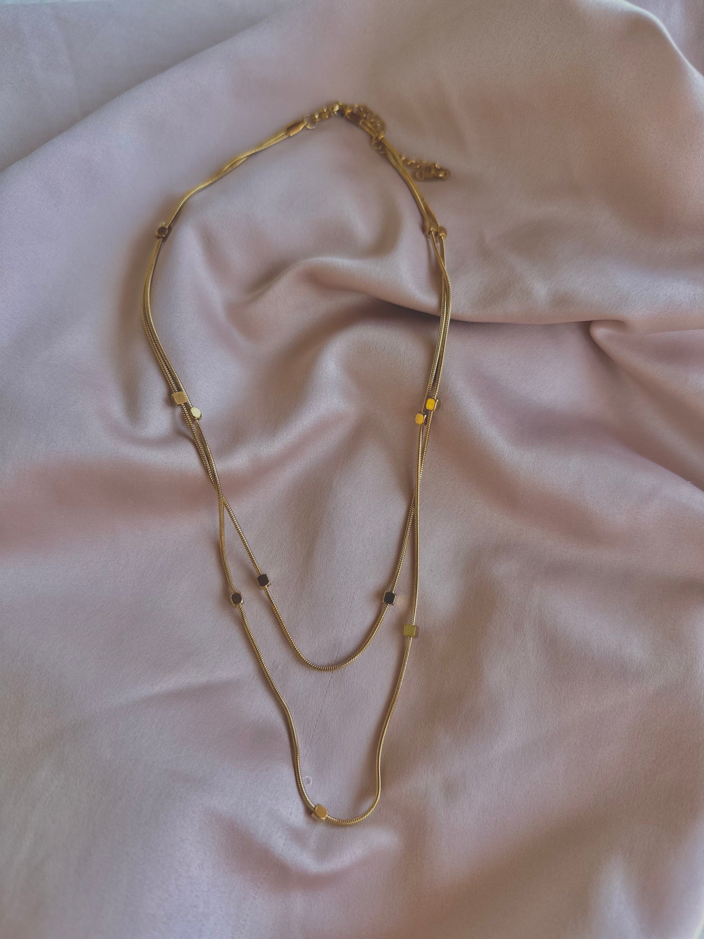 GOLDEN SANDS necklace